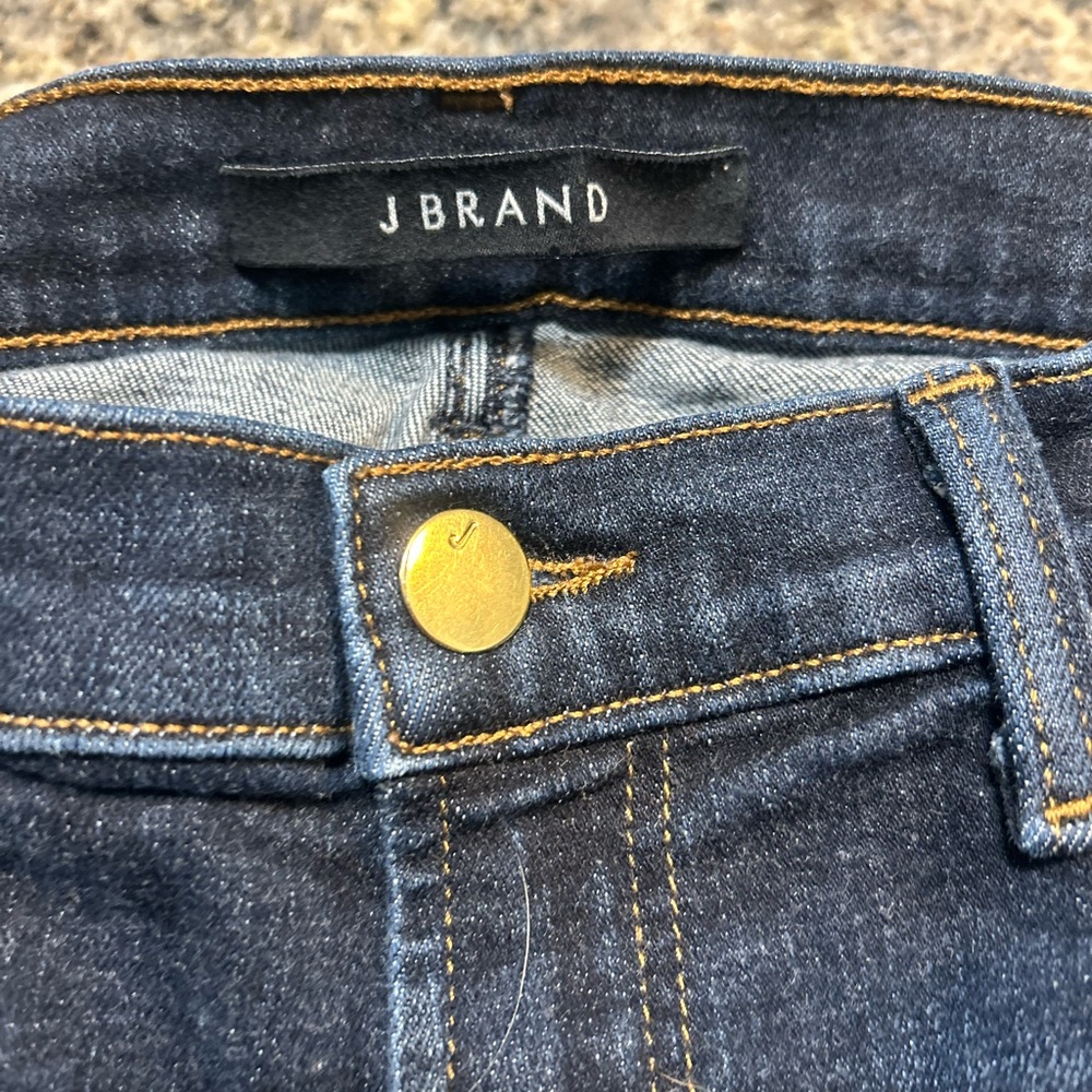 J Brand Dark Indigo Capri Jeans Mid Rise